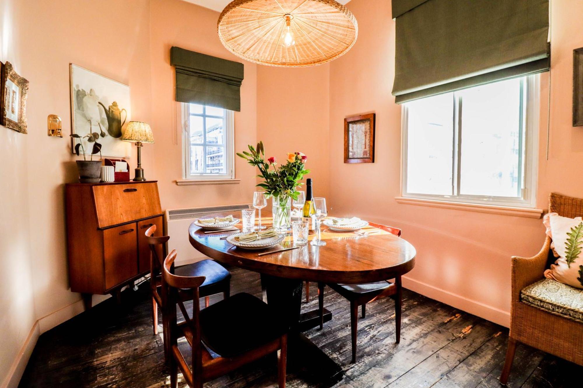 Appartamento Elegant Flat With Stylish Decor Londra